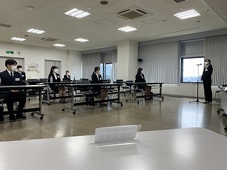 全体朝礼と内定式