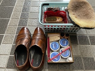 靴磨きとギリシャ型